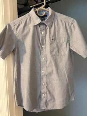 Tommy Hilfiger Short-Sleeve Button-Down Shirt with Pocket